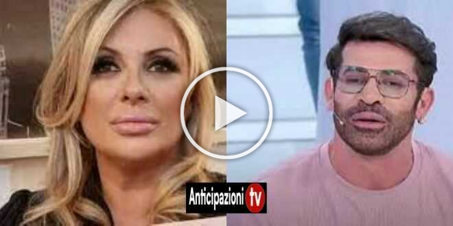 Tina Cipollari celebra il suo 58° compleanno: gli auguri ironici di Gianni Sperti