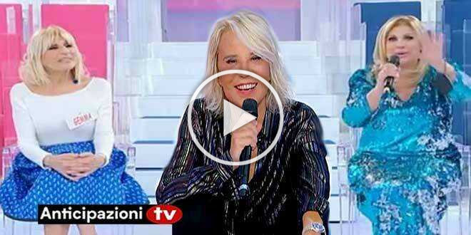 Uomini e Donne, Tina prende in giro Gemma: Maria piegata in due dalle risate