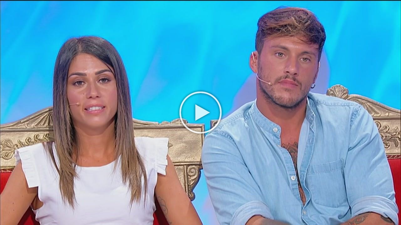 Uomini e Donne, anticipazioni trono classico: arriva il primo bacio