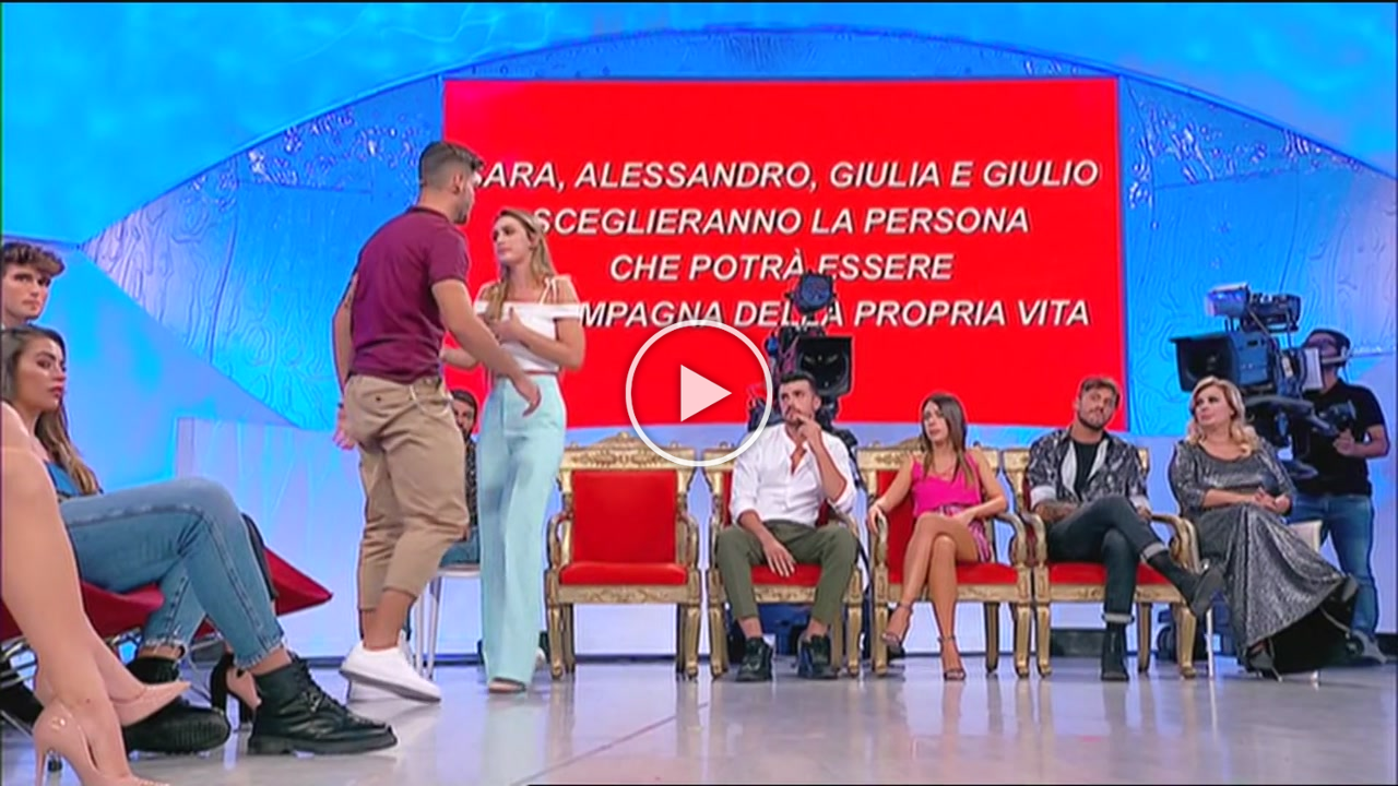 Uomini e Donne, anticipazioni trono classico: delude la decisione sulla nuova tronista