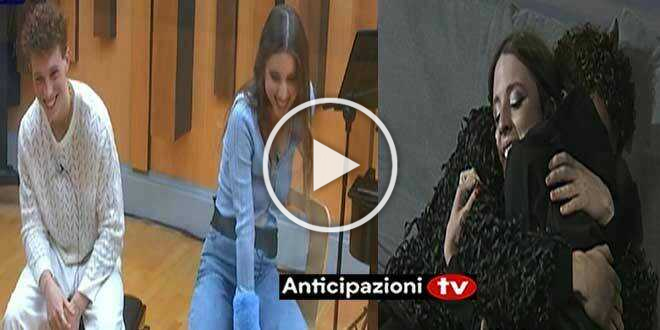 Amici 22, Wax e Angelina Mango stanno insieme? Gli indizi