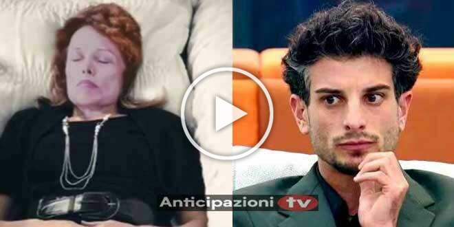 GF 2023, gesto orribile dello zio di Giuseppe Garibaldi contro Beatrice Luzzi